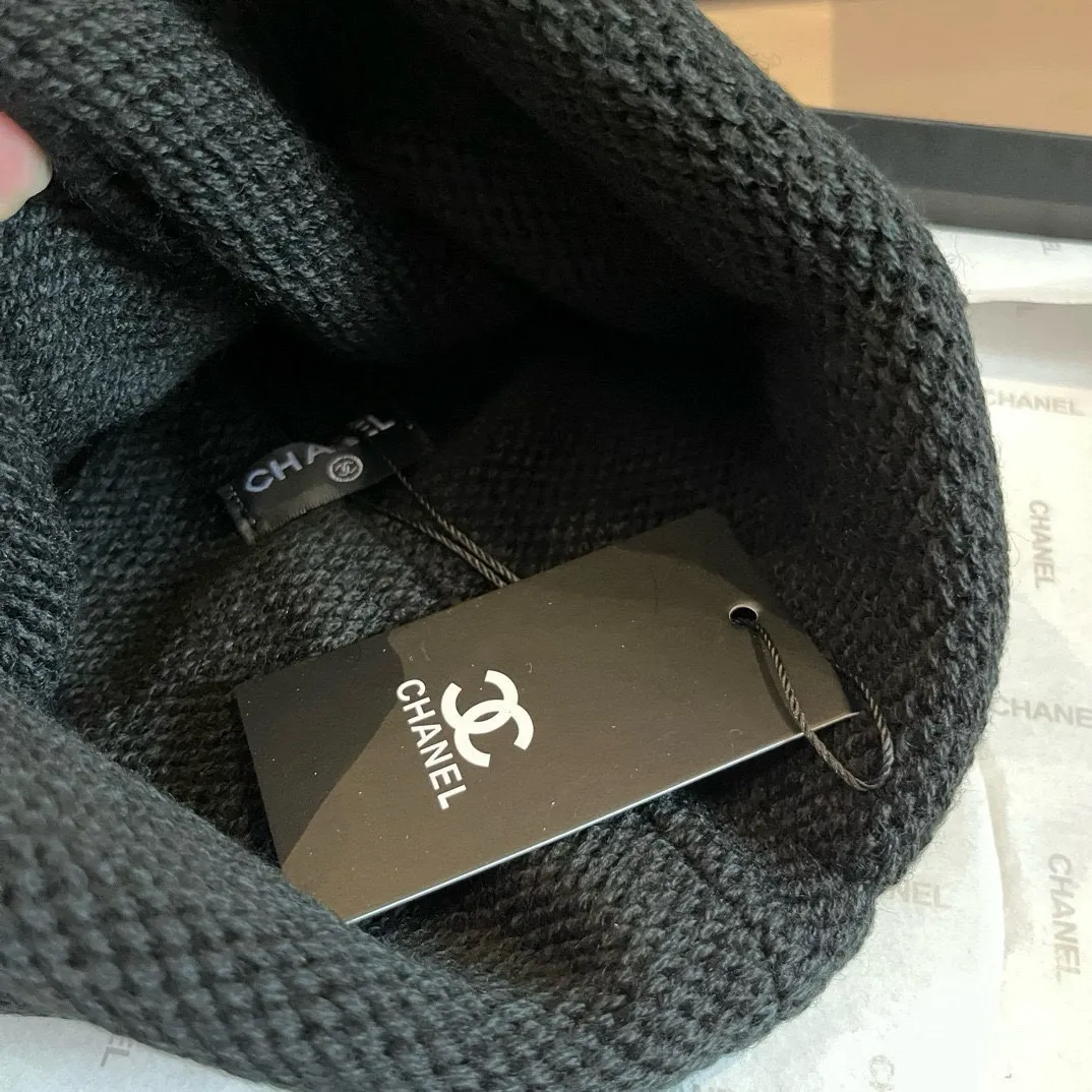 💰90¥ Chanel knitted beanie