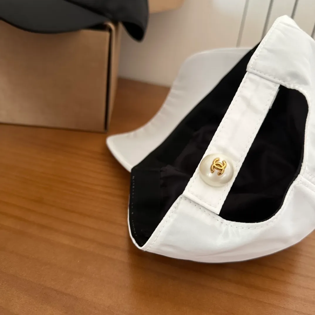 💰70 CHANEL new high-end baseball cap, Xiaoxiang logo is classic and simple, fashionable and casual design, popular new product