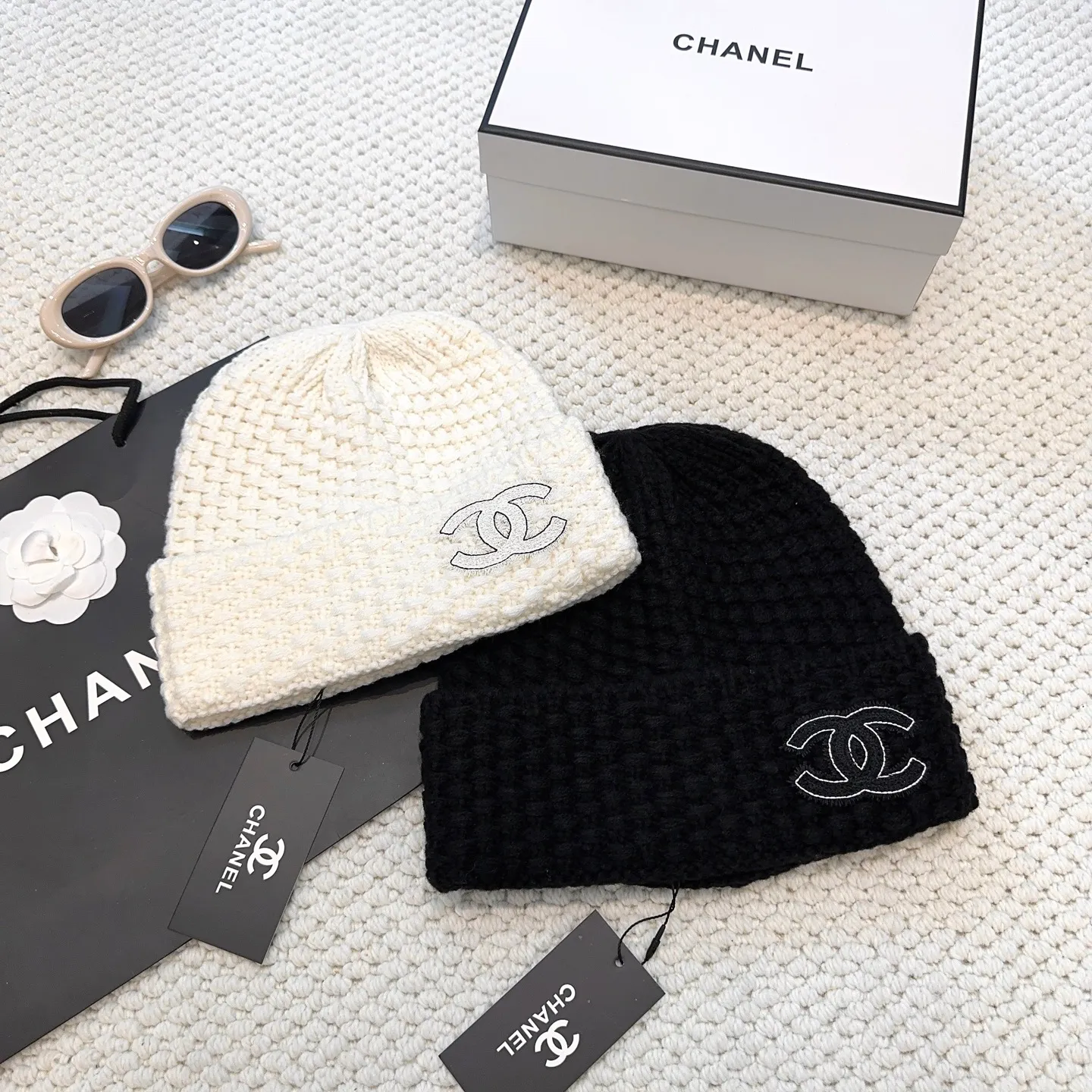 P70 Chanel official website quality Chanel autumn and winter woolen hat recommended by Internet celebrity fashion bloggers, Xiaohongshu's popular style, super soft and comfortable knitted hat with excellent elasticity!