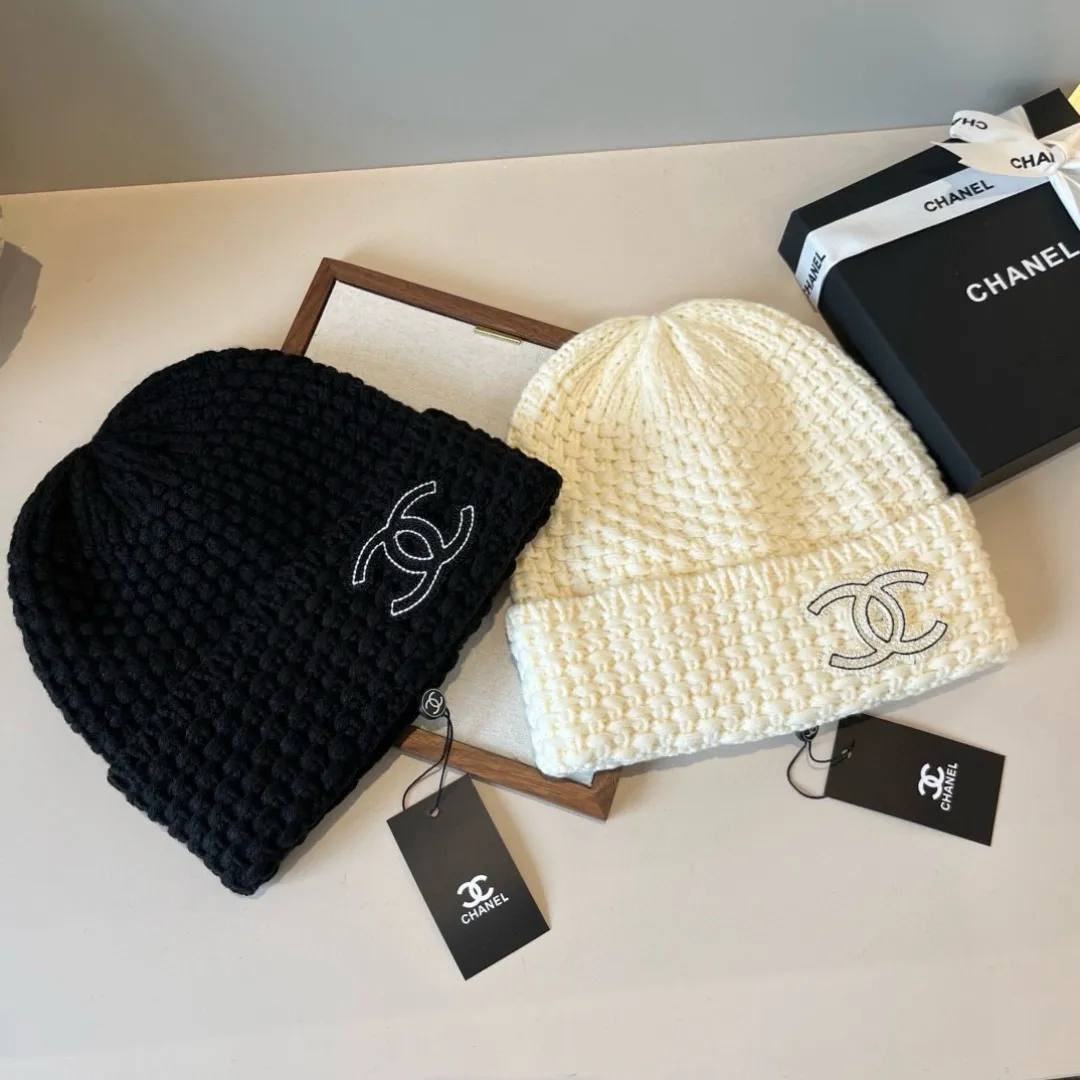 💰80¥ Chanel knitted beanie