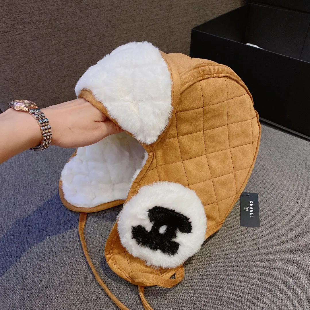 Special batch of 70 Chanel ear protection hats, autumn and winter cold hats, Lei Feng hats, one to one high version