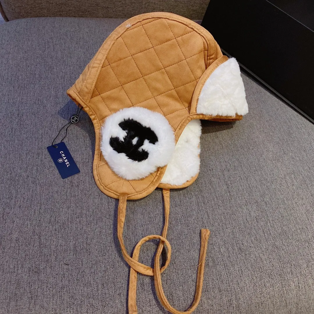 Special batch of 70 Chanel ear protection hats, autumn and winter cold hats, Lei Feng hats, one to one high version