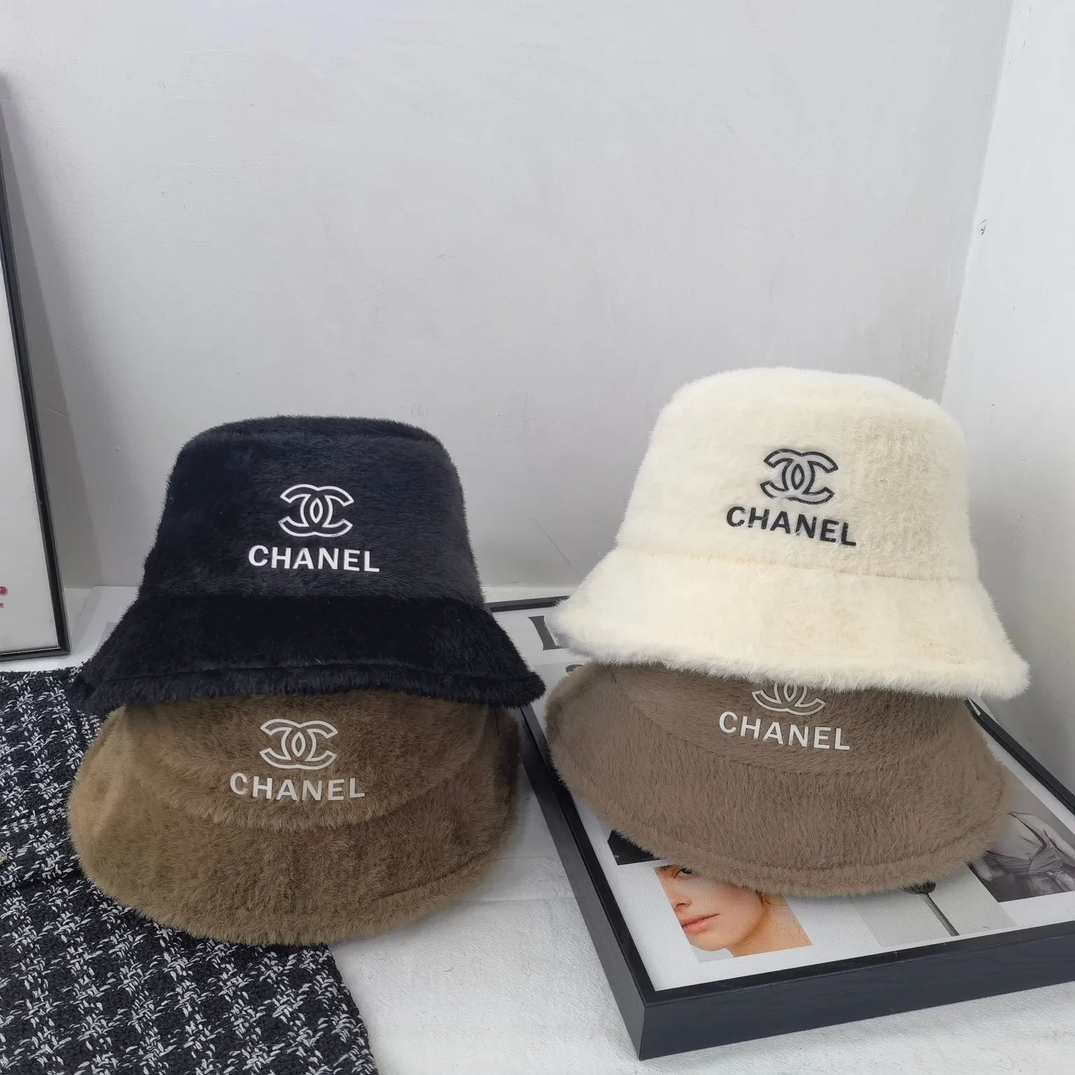 Special 🉐70💛 Comes with dust bag [CHANEL Chanel] 2022 autumn and winter new plush fisherman hat, small fragrance style big brand is out on the street, a must-have in autumn and winter