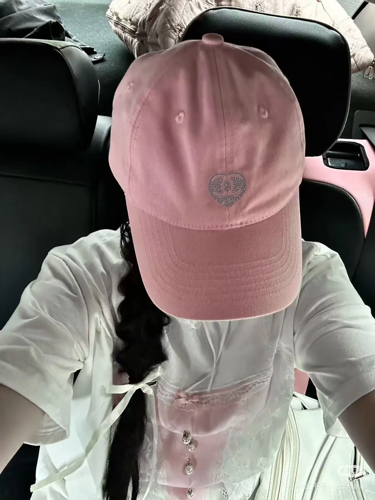 Early autumn Chanel soft top distressed baseball cap