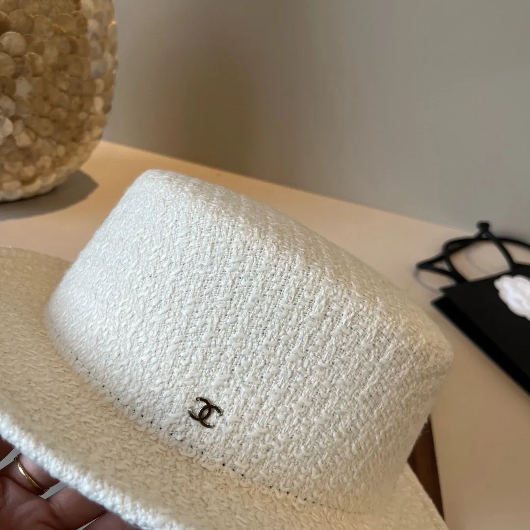 💰180¥ Chanel Chanel classic lady style flat top hat, head circumference 57cm