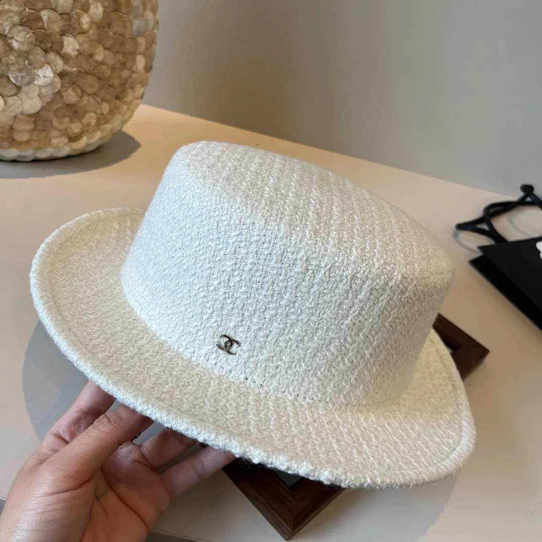 💰180¥ Chanel Chanel classic lady style flat top hat, head circumference 57cm