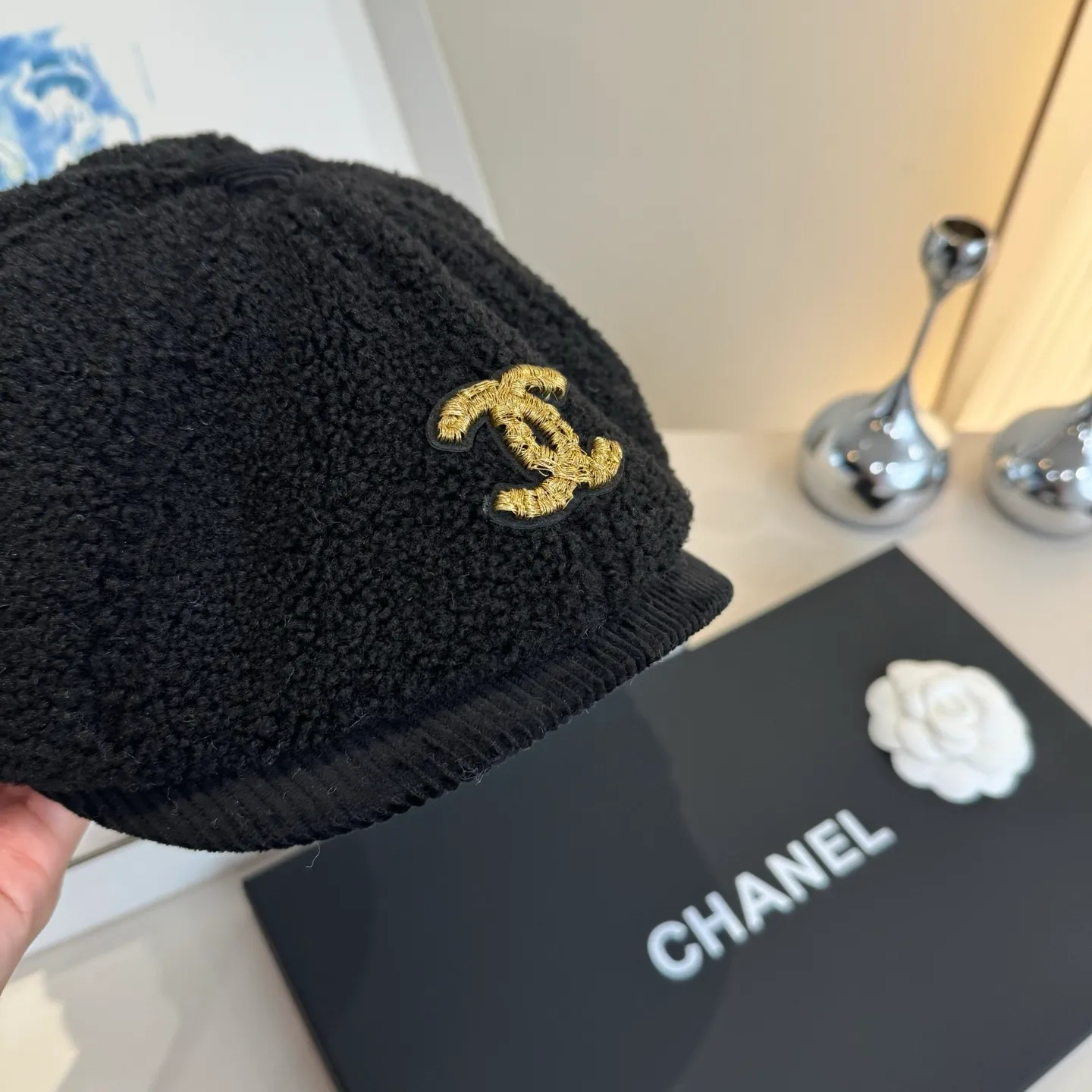 💰90¥ Chanel wool duck bill forward cap, unisex,