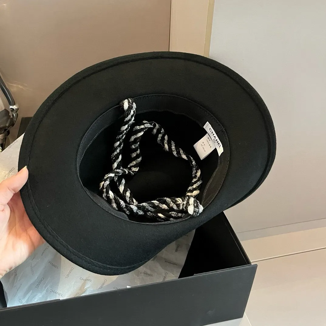 💰190¥ Chanel official wool hat, % wool fabric🦙, head circumference 57cm