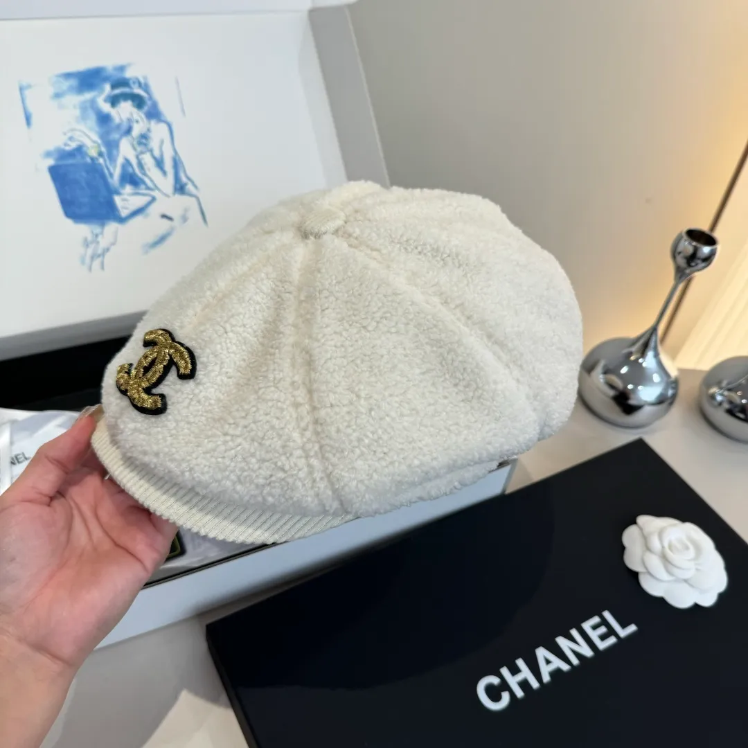 🉐150¥ Chanel wool duck bill forward cap, unisex,