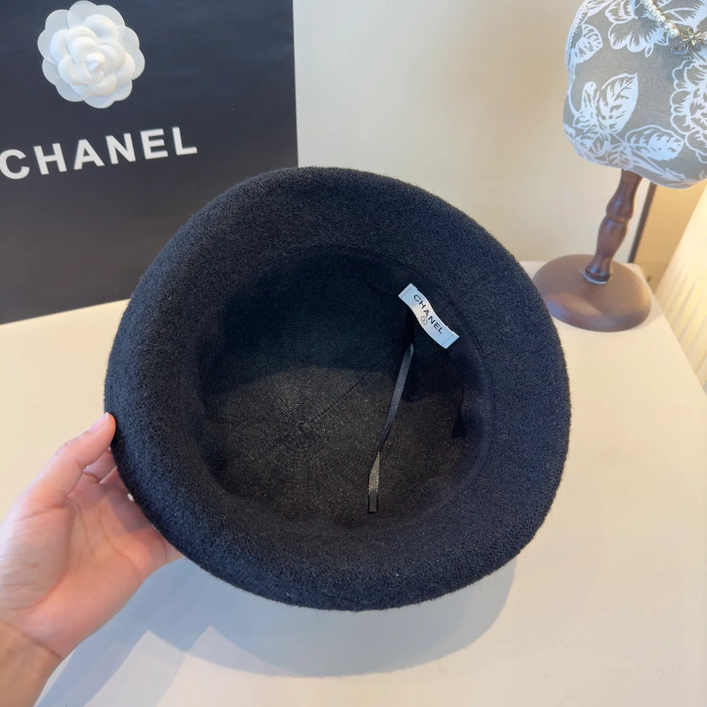 💰120¥ Chanel's new wool curled basin hat, irregular cut design, head circumference 57cm