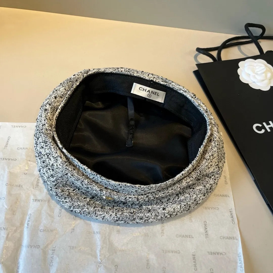 💰110¥ Chanel new duck beret, head circumference 57cm