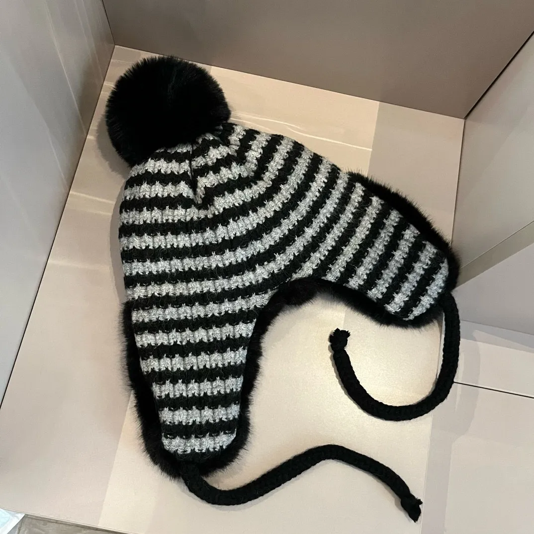 💰120¥ Chanel new ear protection hat, thickened and warm
