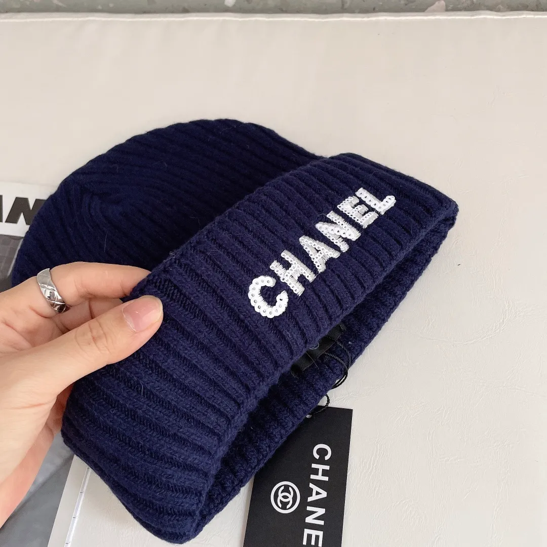 P70 CHANEL autumn and winter women's wool woven warm knitted hat, cashmere soft and waxy texture, authentic grade enjoyment! 1:1 customized, original label! High quality in stock!