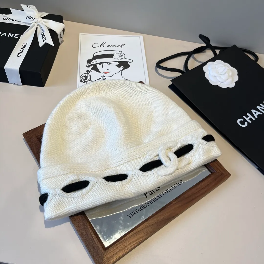 💰70¥ Chanel knitted beanie