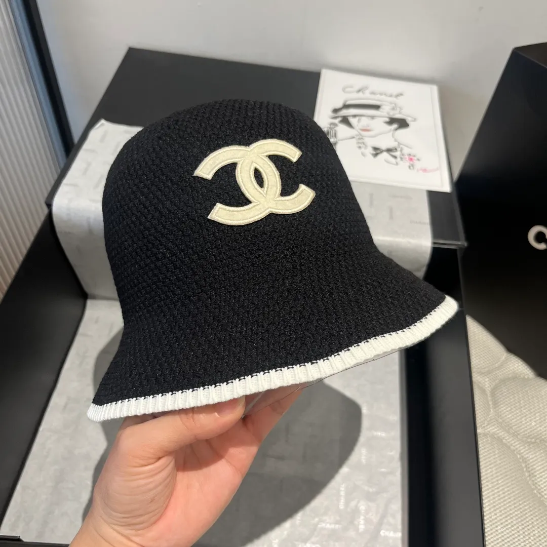 💰80¥ Chanel bucket hat, knitted clutch hat, head circumference 57cm