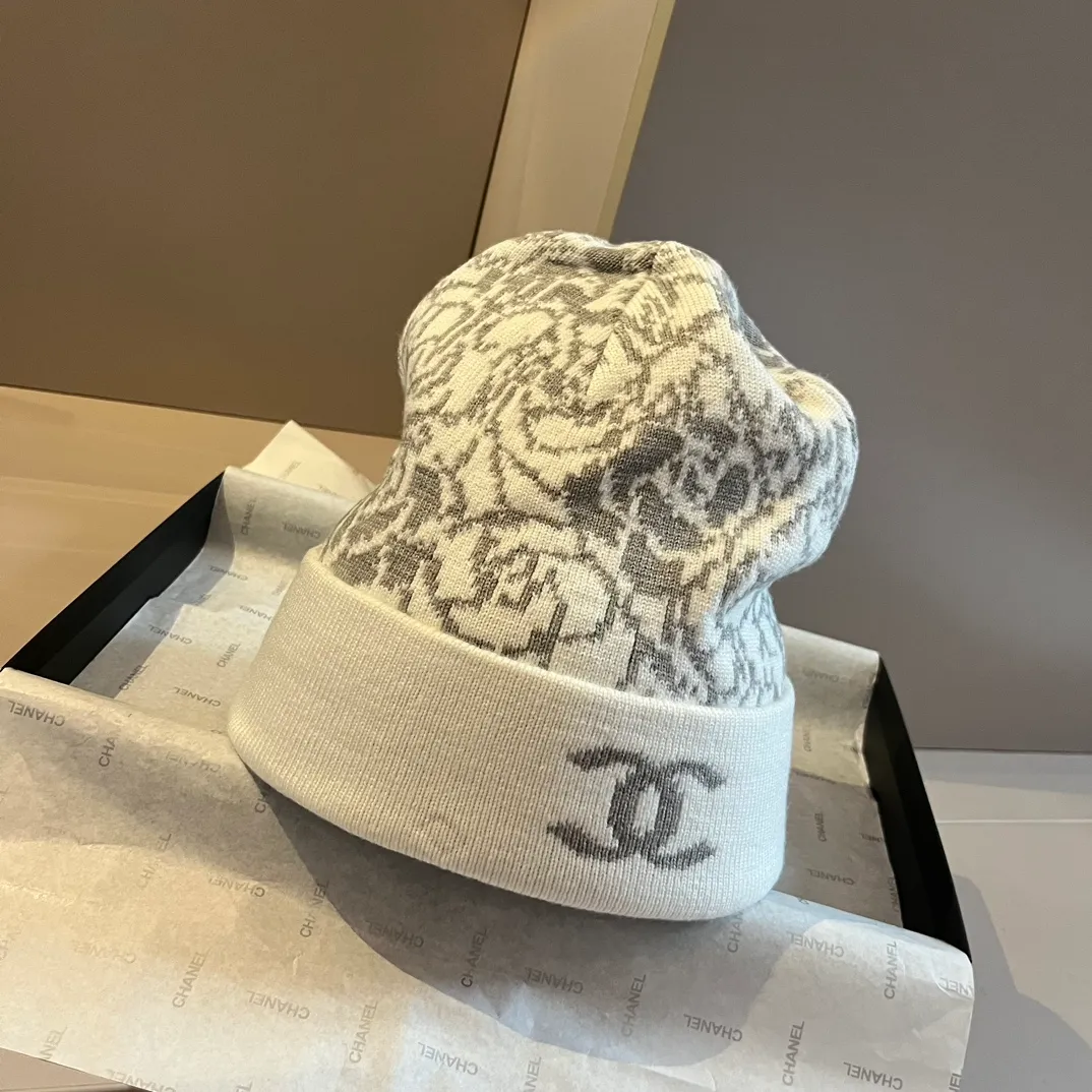 💰90¥ Chanel knitted beanie