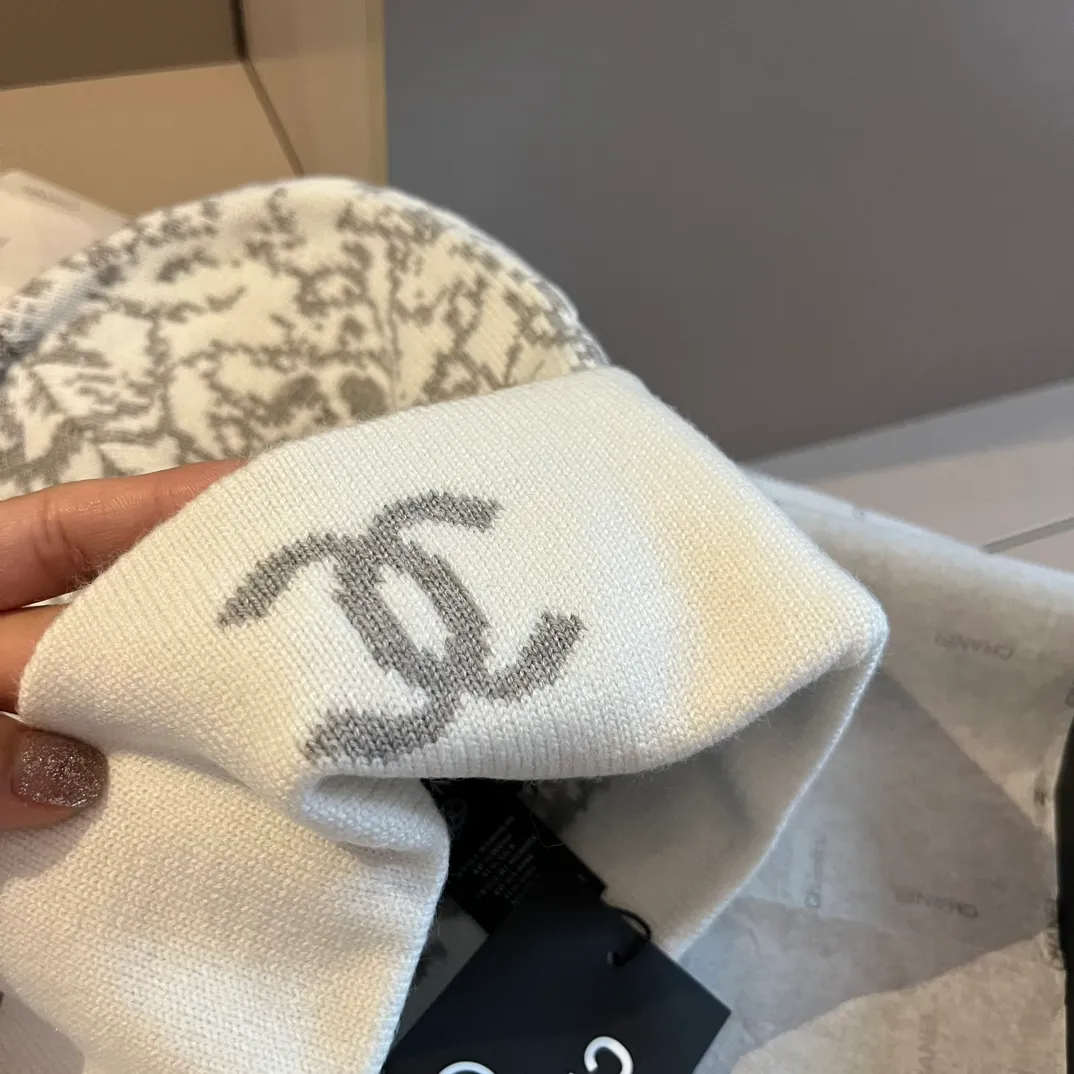 💰90¥ Chanel knitted beanie