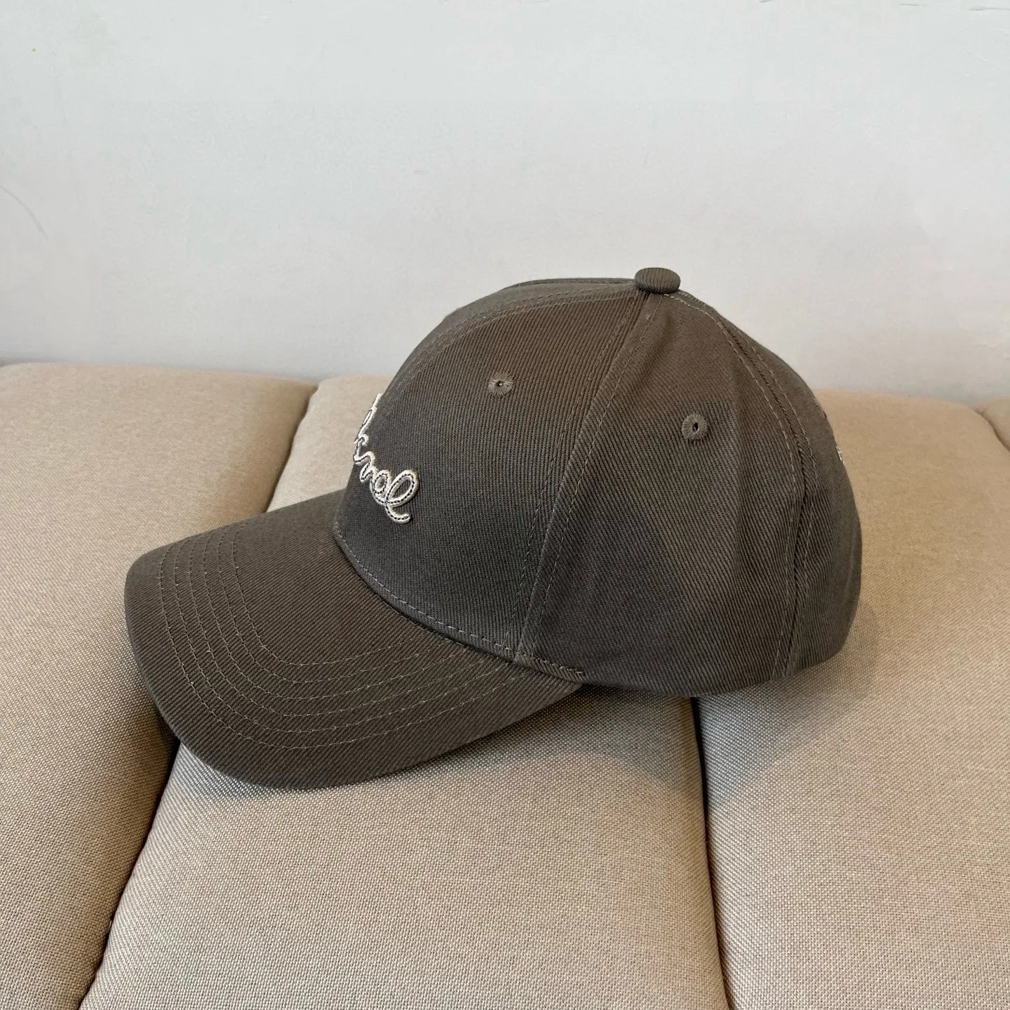 P60💰Chanel CHANEL new baseball cap, Xiaoxiang classic and simple, fashionable and casual design, popular new product