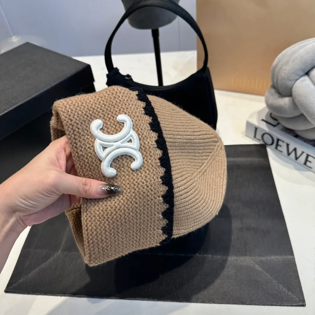 P50 Cha.nel Chanel knitted beanie