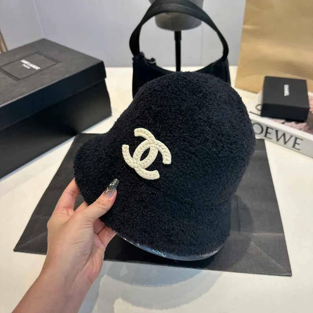 P100 Chanel new bucket hat, head circumference 57cm