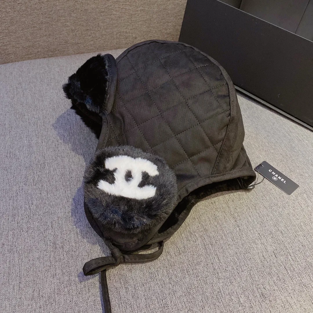 Running volume 35 Chanel Chanel ear protection hats, autumn and winter cold hats, Lei Feng hats, one to one high version