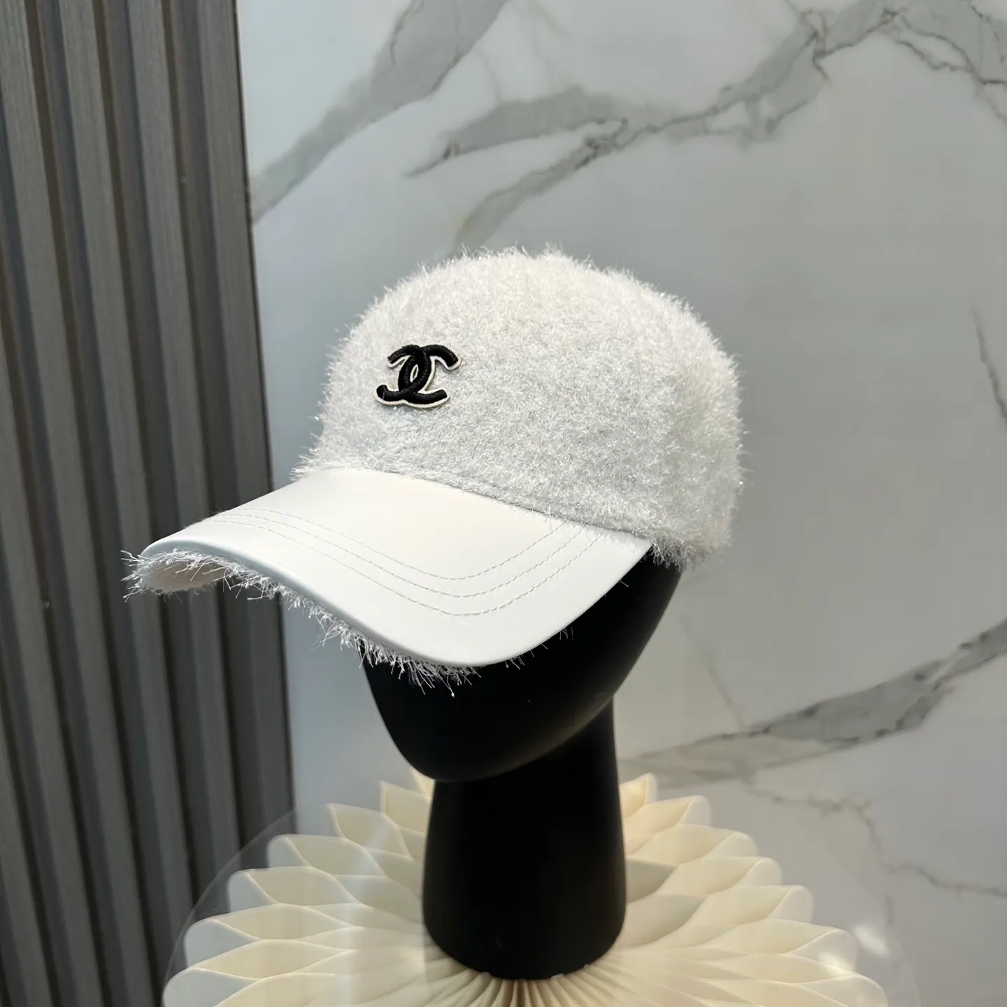P60💛 Comes with dust bag [CHANEL Chanel] New autumn and winter small fragrance style baseball cap🧢, the big brand model is super easy to match, one that you can wear with your eyes closed