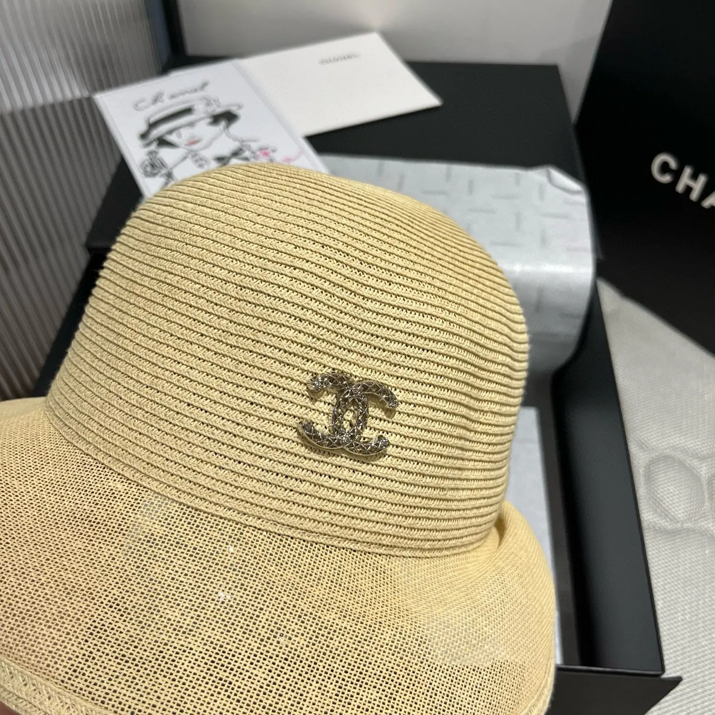 💰140¥ Chanel straw hat, advanced customization, head circumference 57cm.