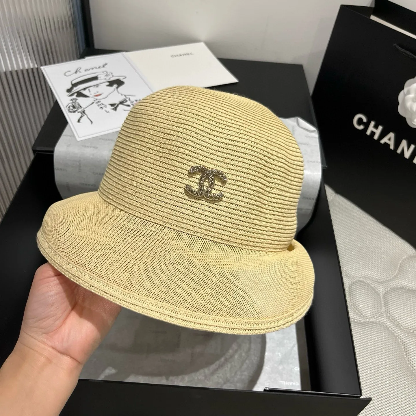 💰140¥ Chanel straw hat, advanced customization, head circumference 57cm.