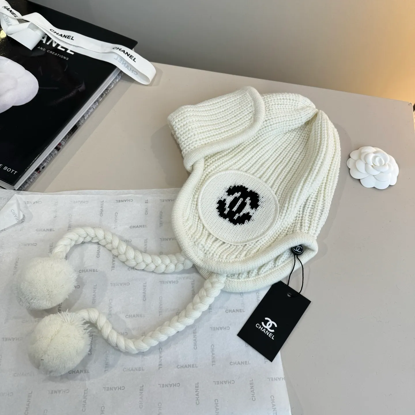 💰90¥ Chanel knitted beanie, ear protection hat