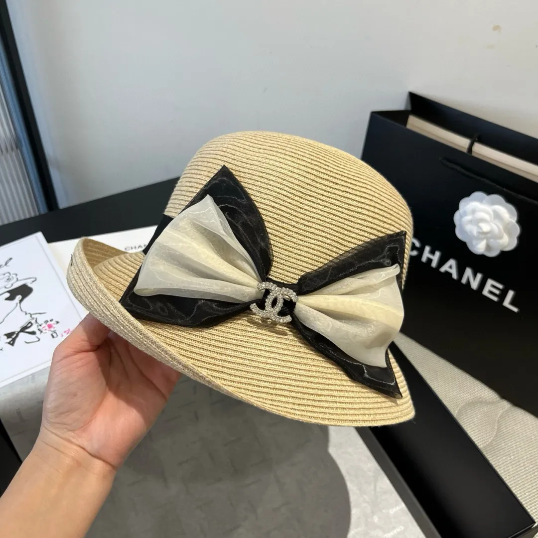 💰160¥ Chanel curled straw hat, head circumference 57cm
