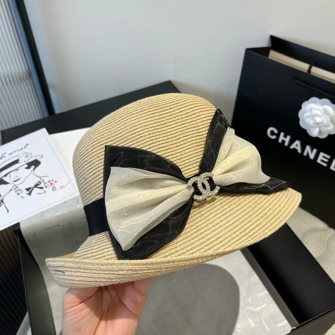 💰160¥ Chanel curled straw hat, head circumference 57cm
