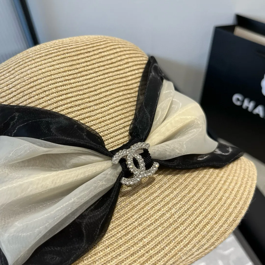 💰160¥ Chanel curled straw hat, head circumference 57cm