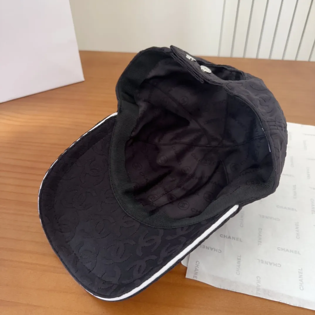 💰90 Chanel CHANEL new high-end baseball cap, Xiaoxiang logo is classic and simple, fashionable and casual design, popular new product