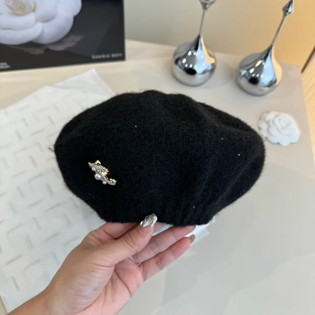 💰100¥ Chanel wool beret, knitted beret, versatile style