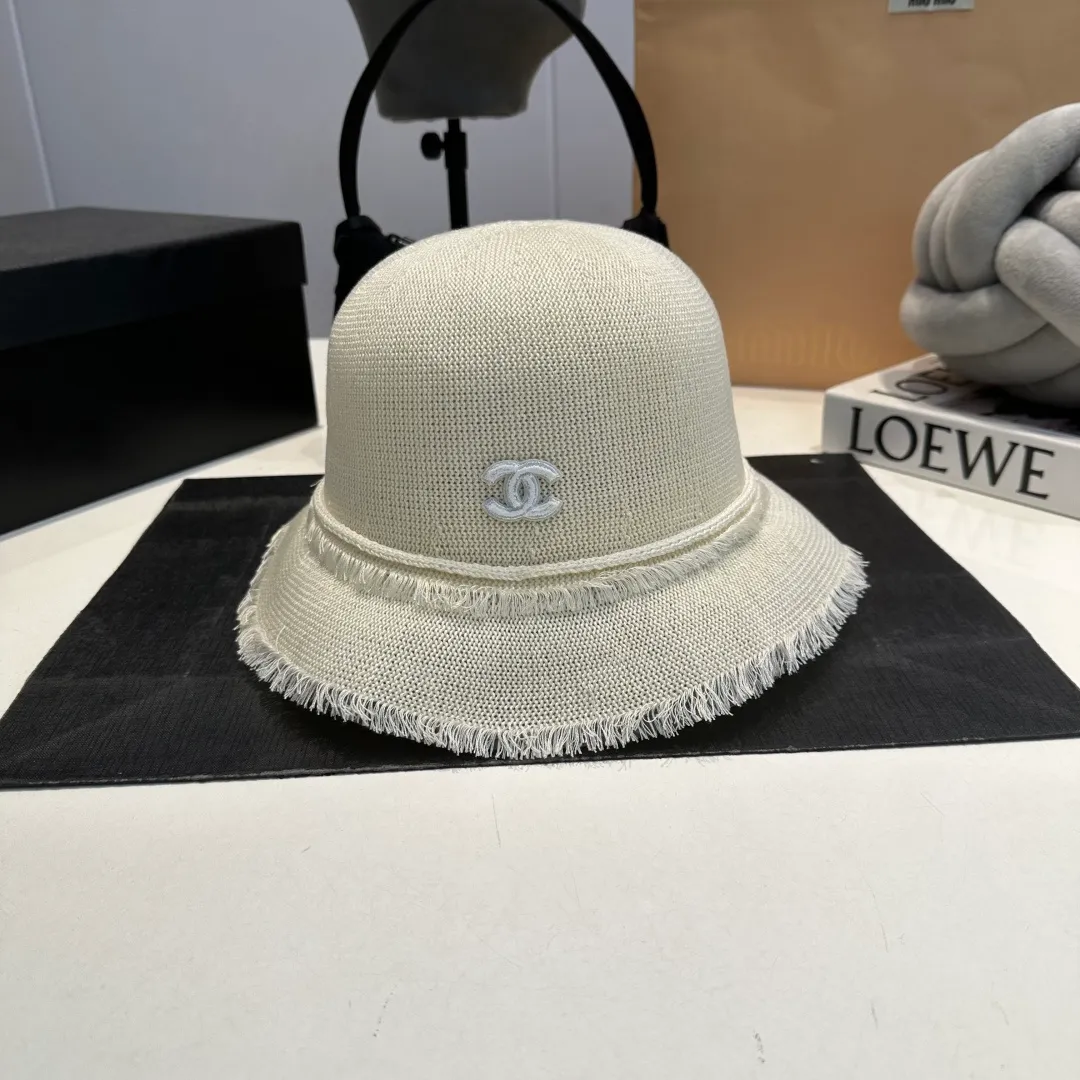 P80 Chanel handhook straw hat, sunshade straw hat, foldable, head circumference 57cm