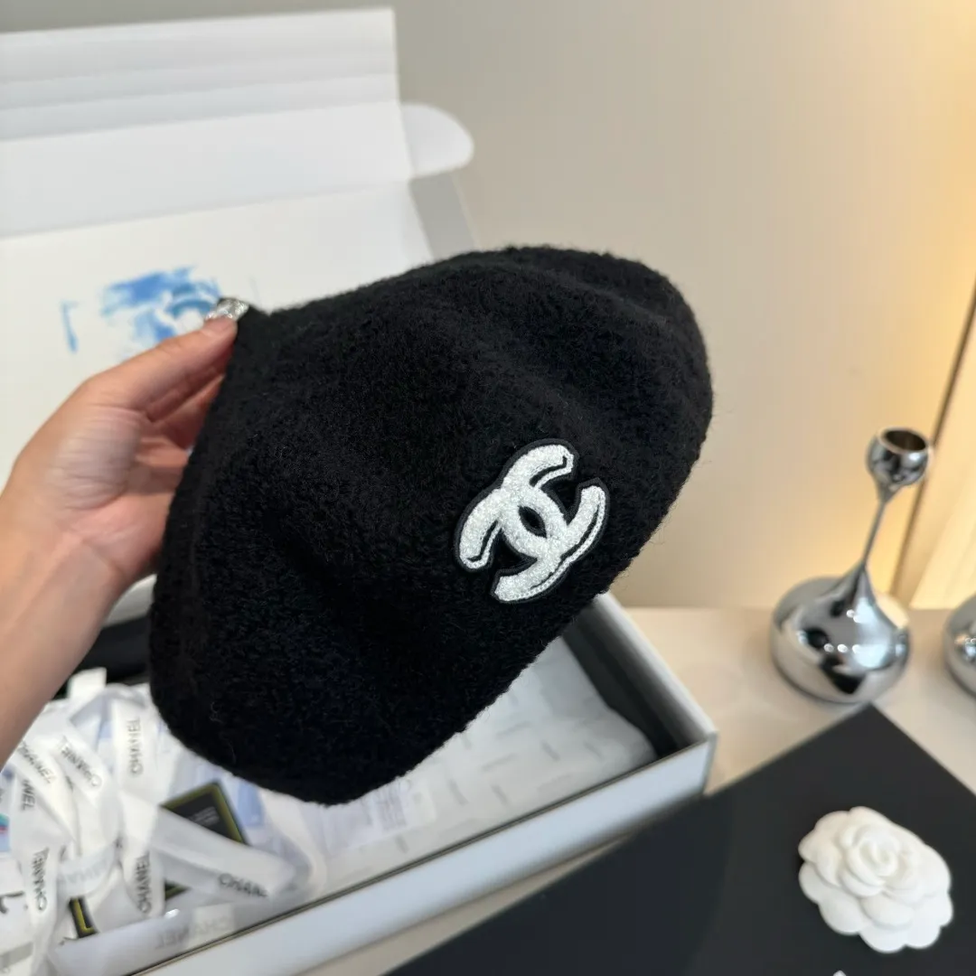 💰120¥ Chanel wool beret, pumpkin hat, 100% wool🦙 fabric, head circumference 57cm