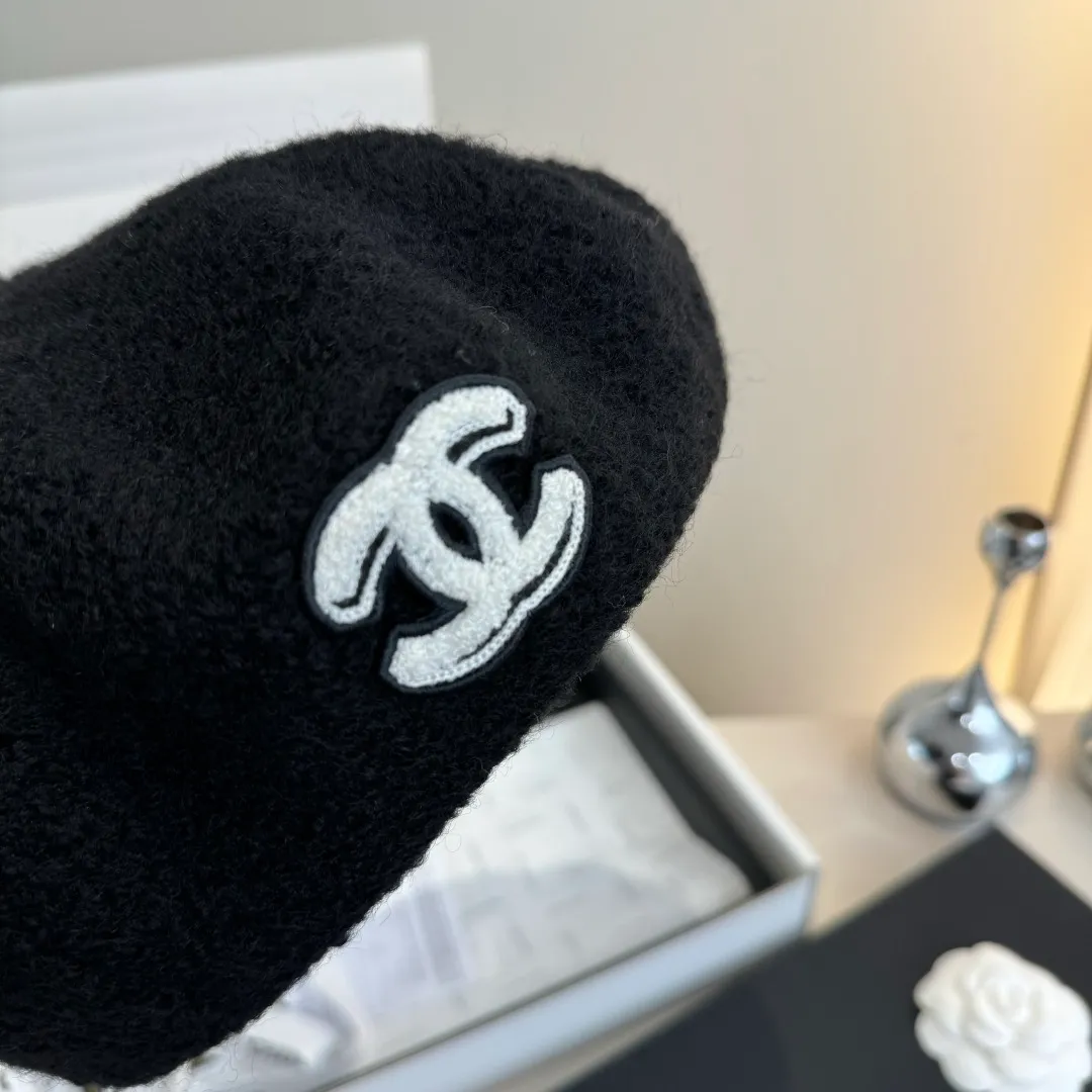 💰120¥ Chanel wool beret, pumpkin hat, 100% wool🦙 fabric, head circumference 57cm