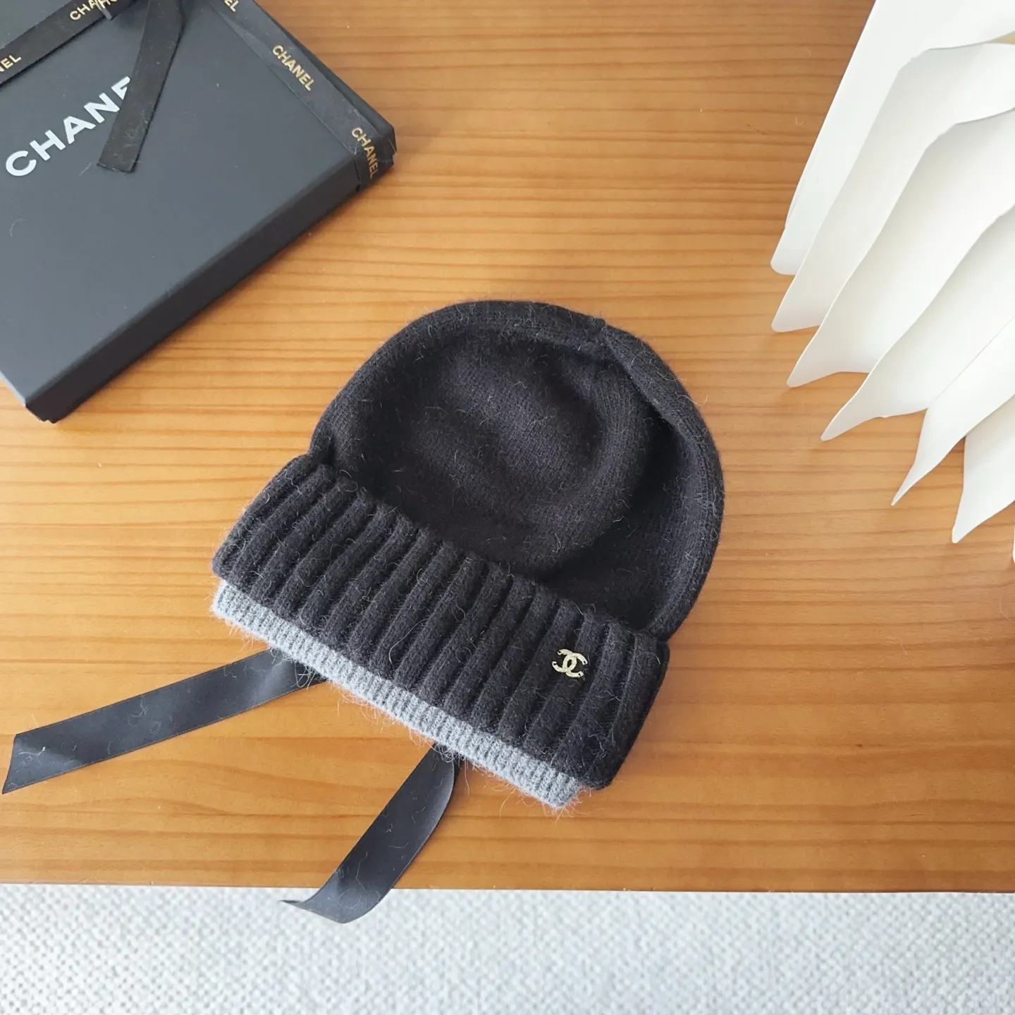 💰80 Chanel official website releases CHANEL small and popular knitted hat! Xiaohongshu’s new product is released, it’s so 🉑️, high-elastic fabric, classic colors, same style for men and women.