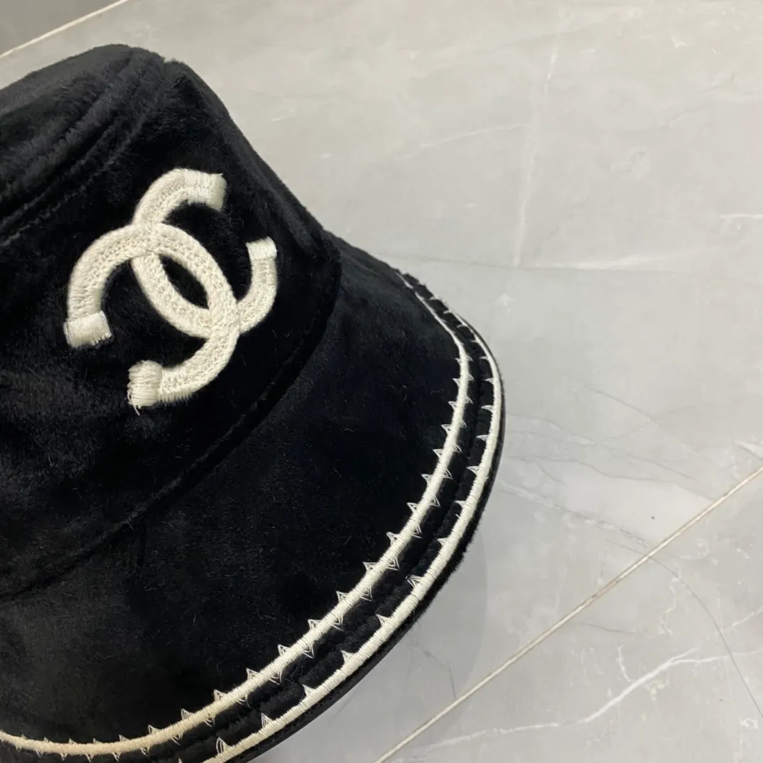 Special batch 66 Chanel 2022 autumn and winter new rabbit velvet bucket hat, simple and versatile, a must-have for autumn and winter clothing, head circumference 57cm