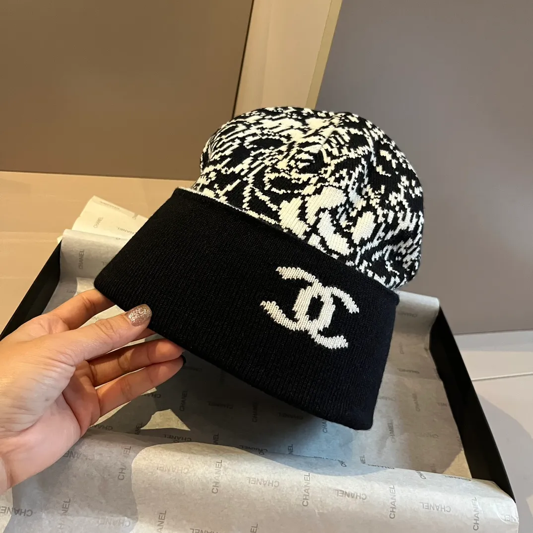 💰90¥ Chanel knitted beanie