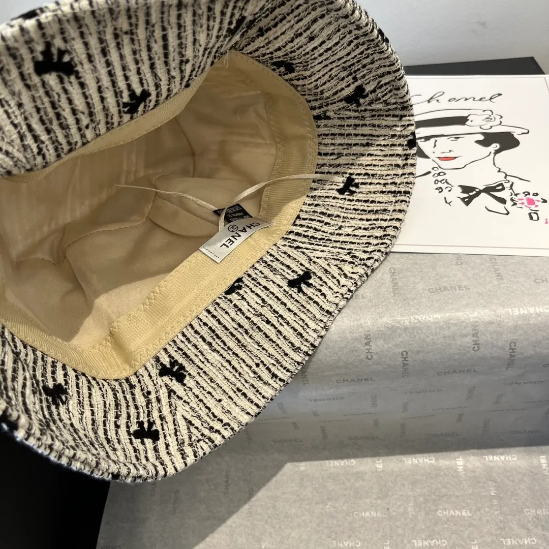 💰100¥ Chanel bucket hat, head circumference 57cm