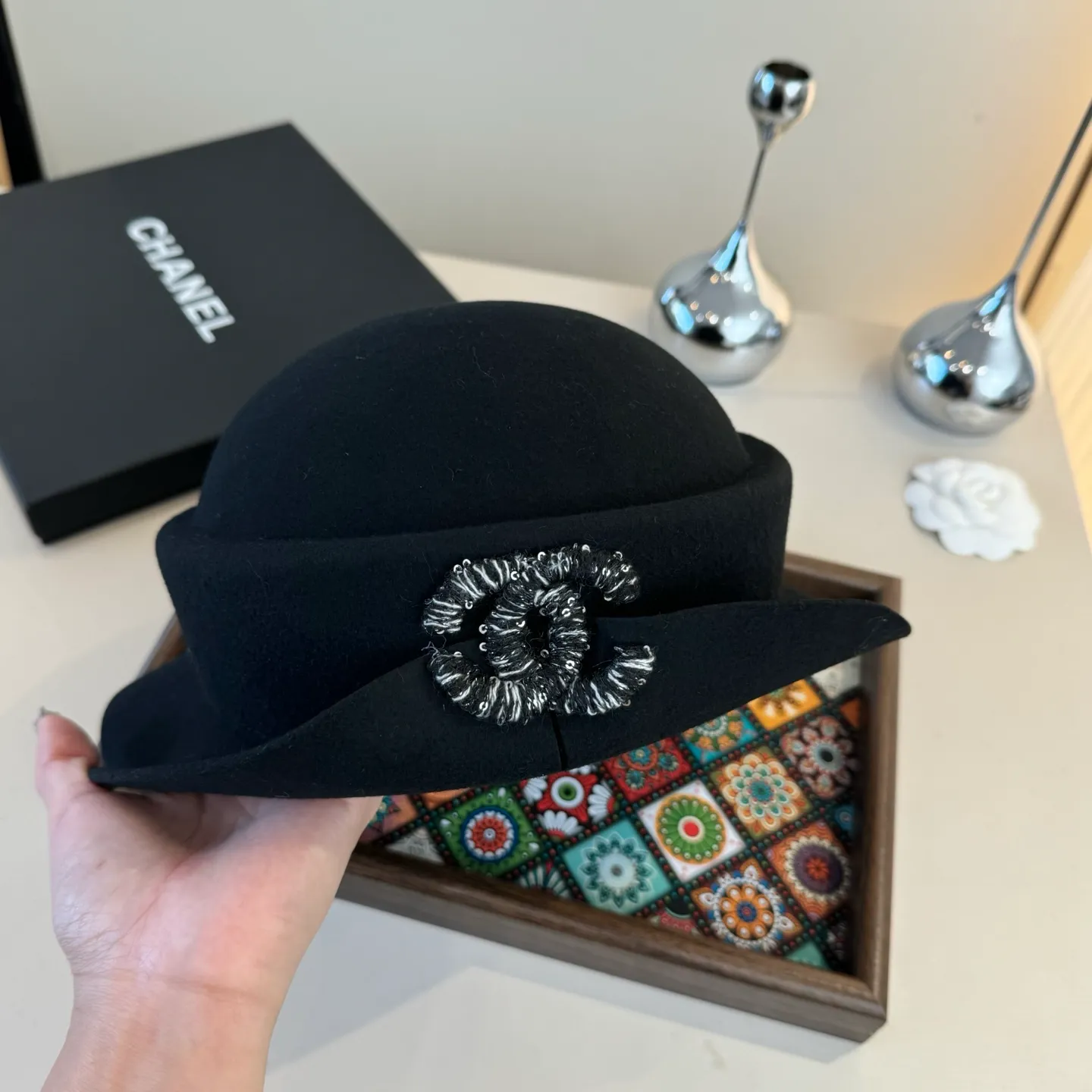 💰180¥ Chanel's new wool curled basin hat, irregular cut design, head circumference 57cm