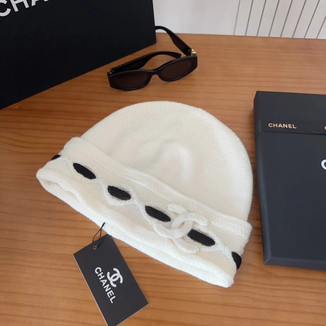 💰70 Chanel official website releases CHANEL small and popular knitted hat! Xiaohongshu’s new product is released, it’s so 🉑️, high-elastic fabric, classic colors, same style for men and women.