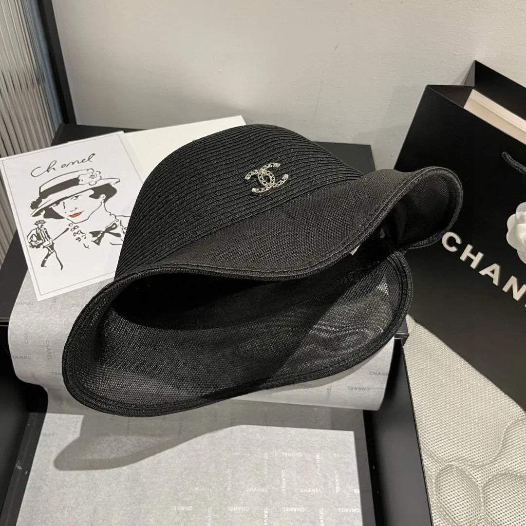💰140¥ Chanel straw hat, advanced customization, head circumference 57cm.