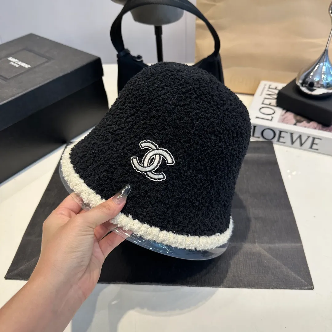 P50 Chanel new bucket hat, head circumference 57cm