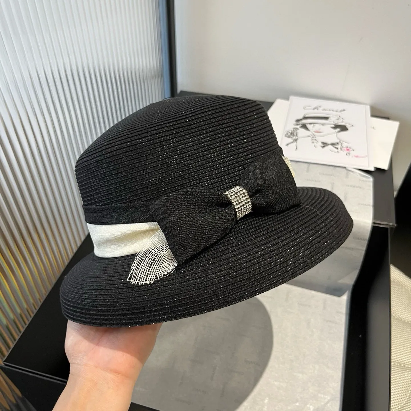 💰160¥ Chanel lantern hat, made of PP straw, celebrity style, head circumference 57cm