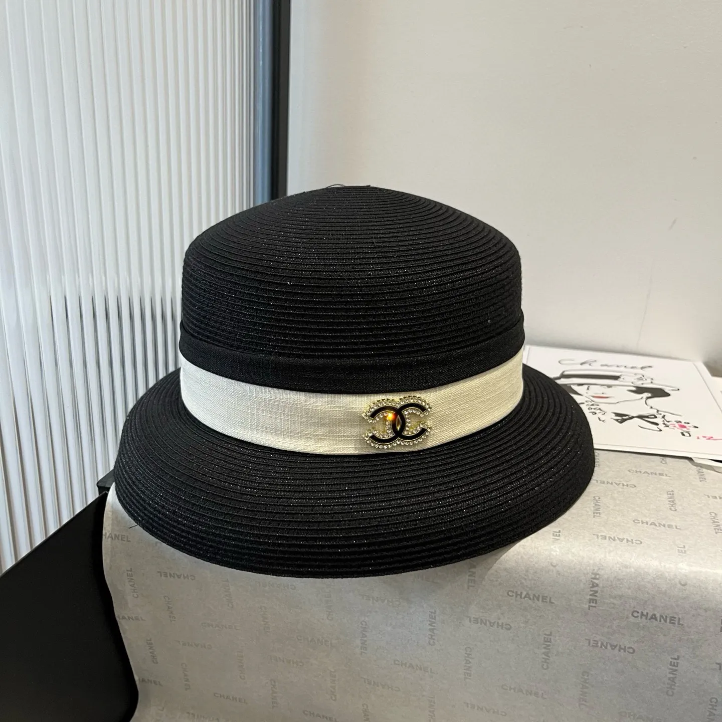 💰160¥ Chanel lantern hat, made of PP straw, celebrity style, head circumference 57cm