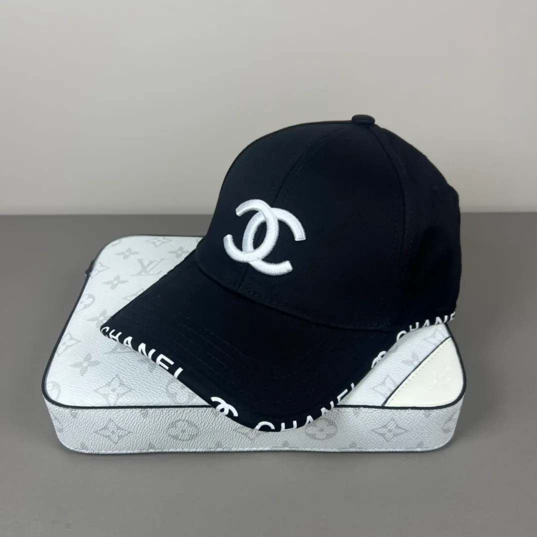 46💰Chanel CHANEL new baseball cap, Xiaoxiang classic and simple, fashionable and casual design, popular new product