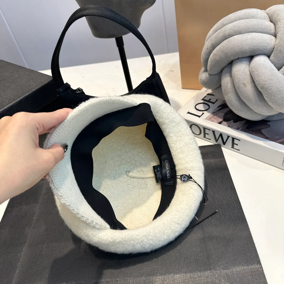 P80 Chanel Chanel retro Japanese milk silk octagonal hat women's versatile hollow fashion face-showing short-brimmed British pumpkin hat summer