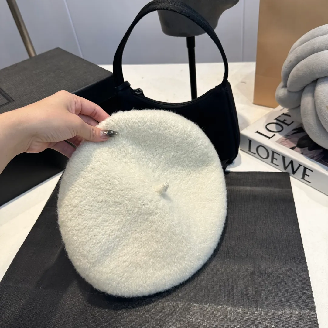 P80 Chanel Chanel retro Japanese milk silk octagonal hat women's versatile hollow fashion face-showing short-brimmed British pumpkin hat summer